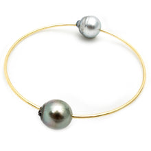 Load image into Gallery viewer, Pearl Bangle