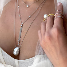 Load image into Gallery viewer, Carved Pearl Necklace