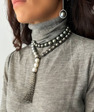 Load image into Gallery viewer, Ombre Pearl Y Necklace