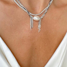 Load image into Gallery viewer, Pearl Necklace