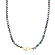 Load image into Gallery viewer, Pearl Strand Necklace