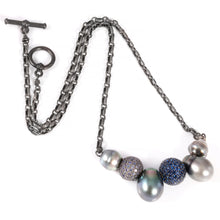 Load image into Gallery viewer, Pearl Cluster Necklace