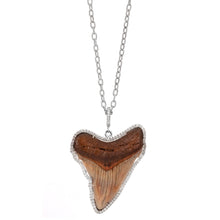 Load image into Gallery viewer, Shark Tooth Necklace