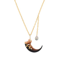 Load image into Gallery viewer, Diamond Claw Necklace