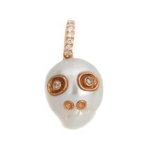 Load image into Gallery viewer, Skull Pendant