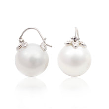 Load image into Gallery viewer, Australian Floating Pearls