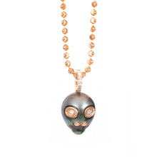 Load image into Gallery viewer, Skull Pendant
