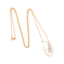 Load image into Gallery viewer, Carved Pearl Necklace