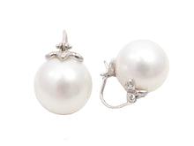 Load image into Gallery viewer, Australian Floating Pearls