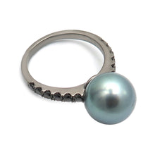 Load image into Gallery viewer, Pearl Ring