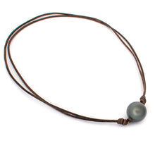 Load image into Gallery viewer, Pearl Leather Necklace