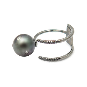 Pearl Claw Ring