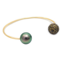 Load image into Gallery viewer, Cuff Bracelet