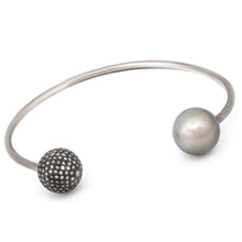Load image into Gallery viewer, Cuff Bracelet