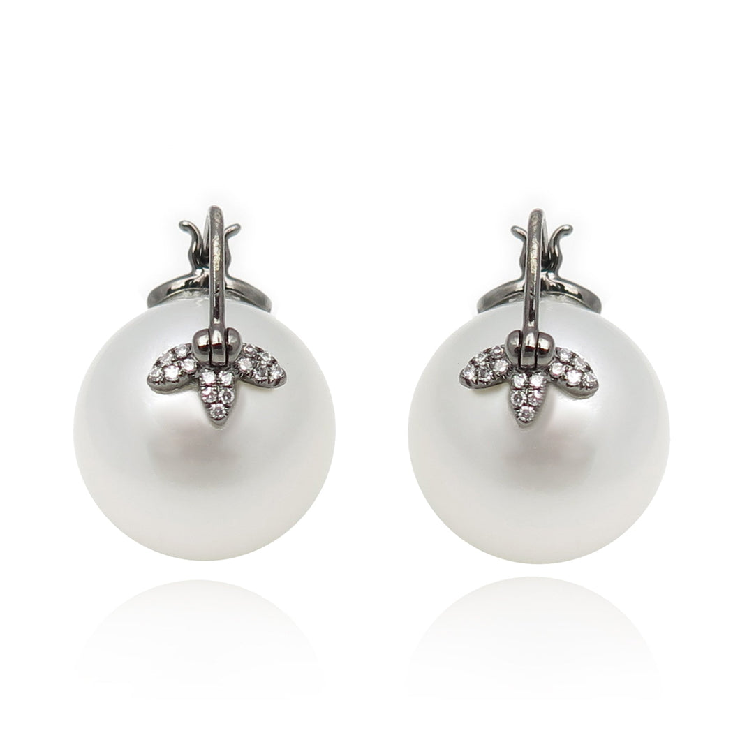 Australian Floating Pearls