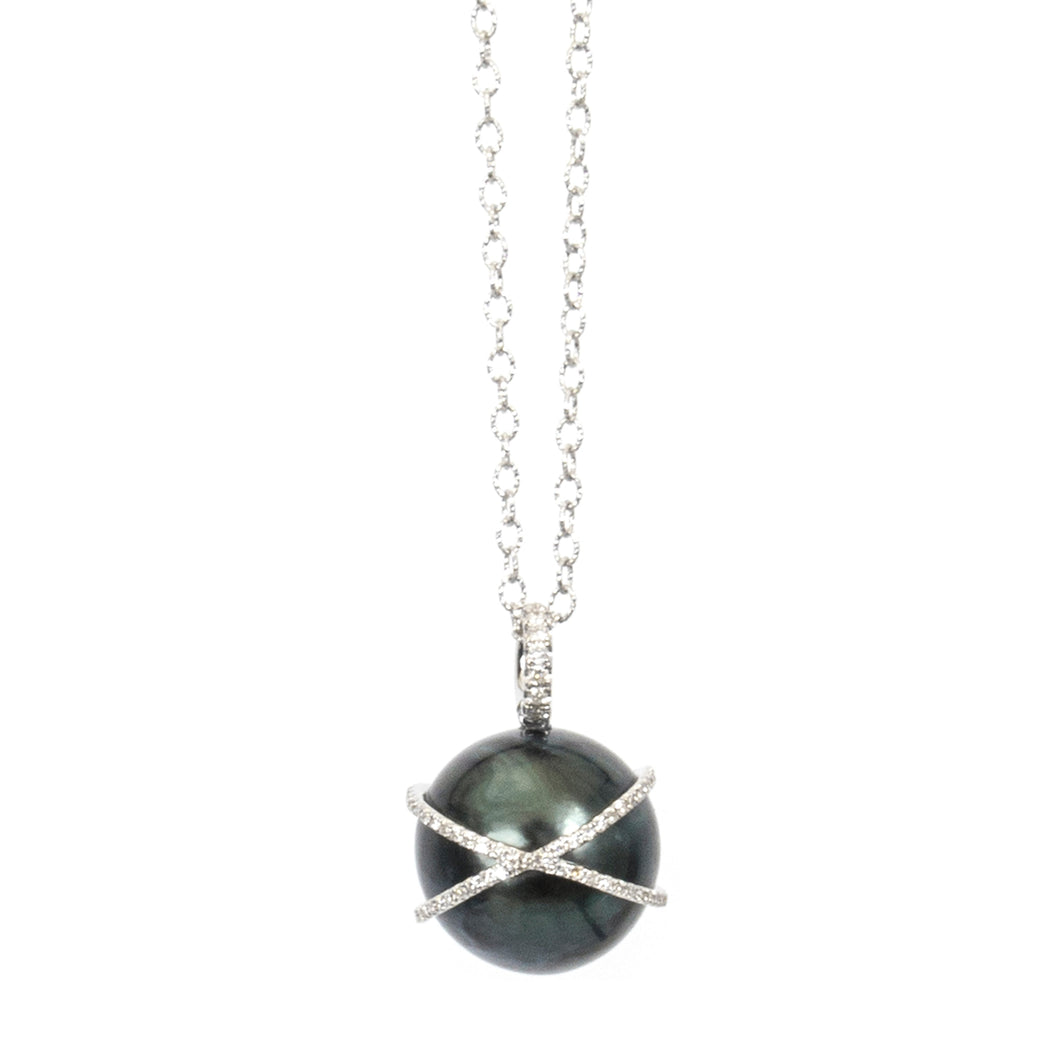 Pearl X Necklace