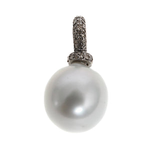 Pearl Drop Pendant
