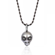 Load image into Gallery viewer, Pearl Skull Necklace