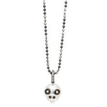 Load image into Gallery viewer, Pearl Skull Necklace