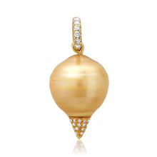 Load image into Gallery viewer, Pearl Spike Pendant