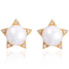 Load image into Gallery viewer, Pearl Star Studs