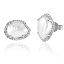 Load image into Gallery viewer, Diamond Keshi Studs