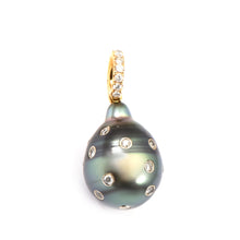 Load image into Gallery viewer, Pearl Pendant