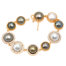 Load image into Gallery viewer, Pearl Slice Bracelet