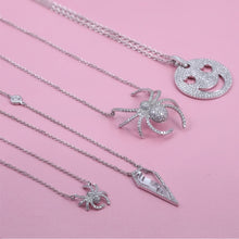 Load image into Gallery viewer, Spider Necklace